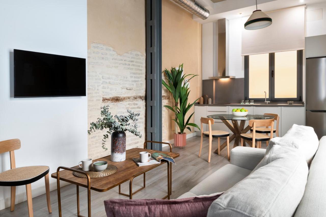 Suites Maestranza - Herreria By Magno Apartments Seville Luaran gambar
