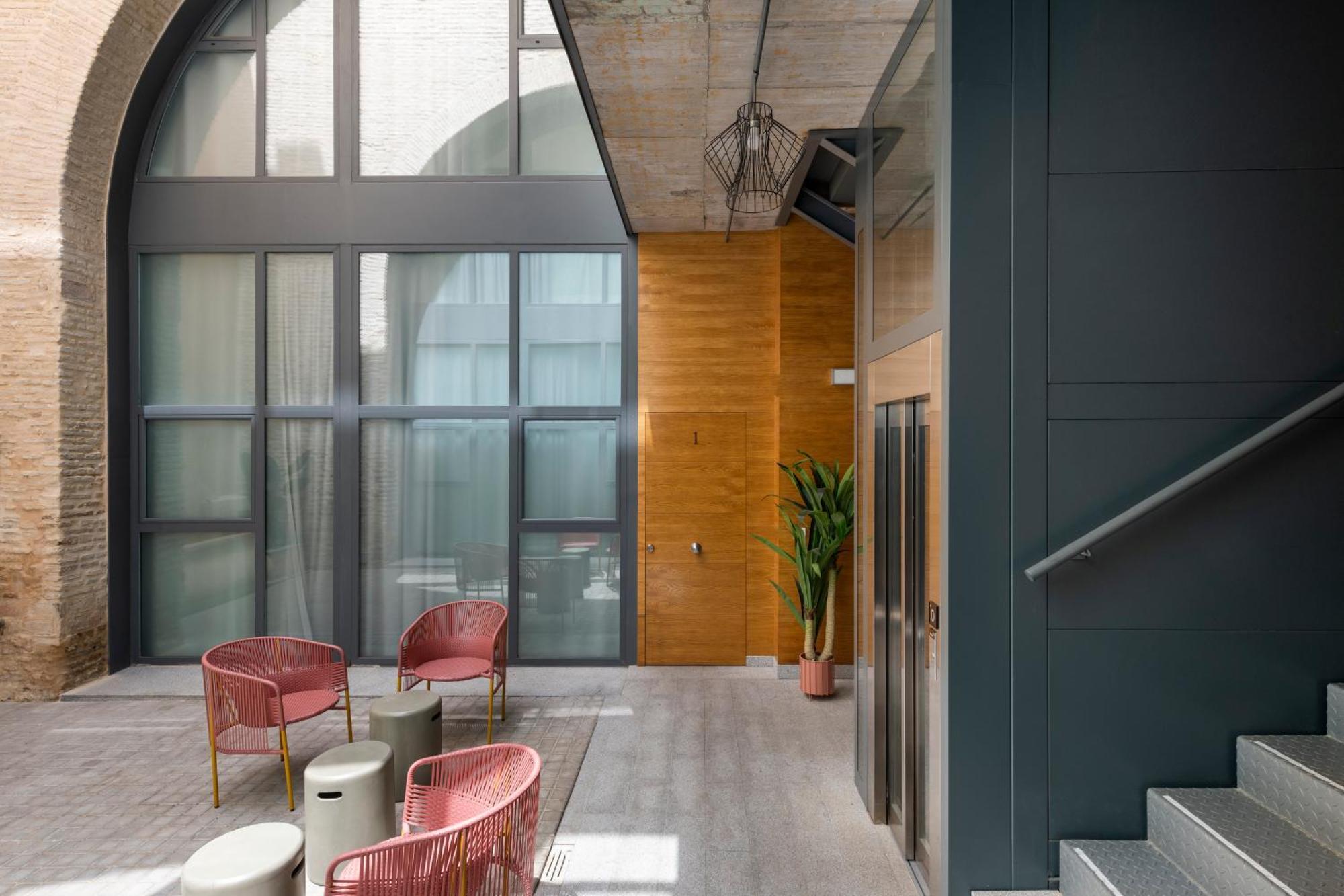 Suites Maestranza - Herreria By Magno Apartments Seville Luaran gambar