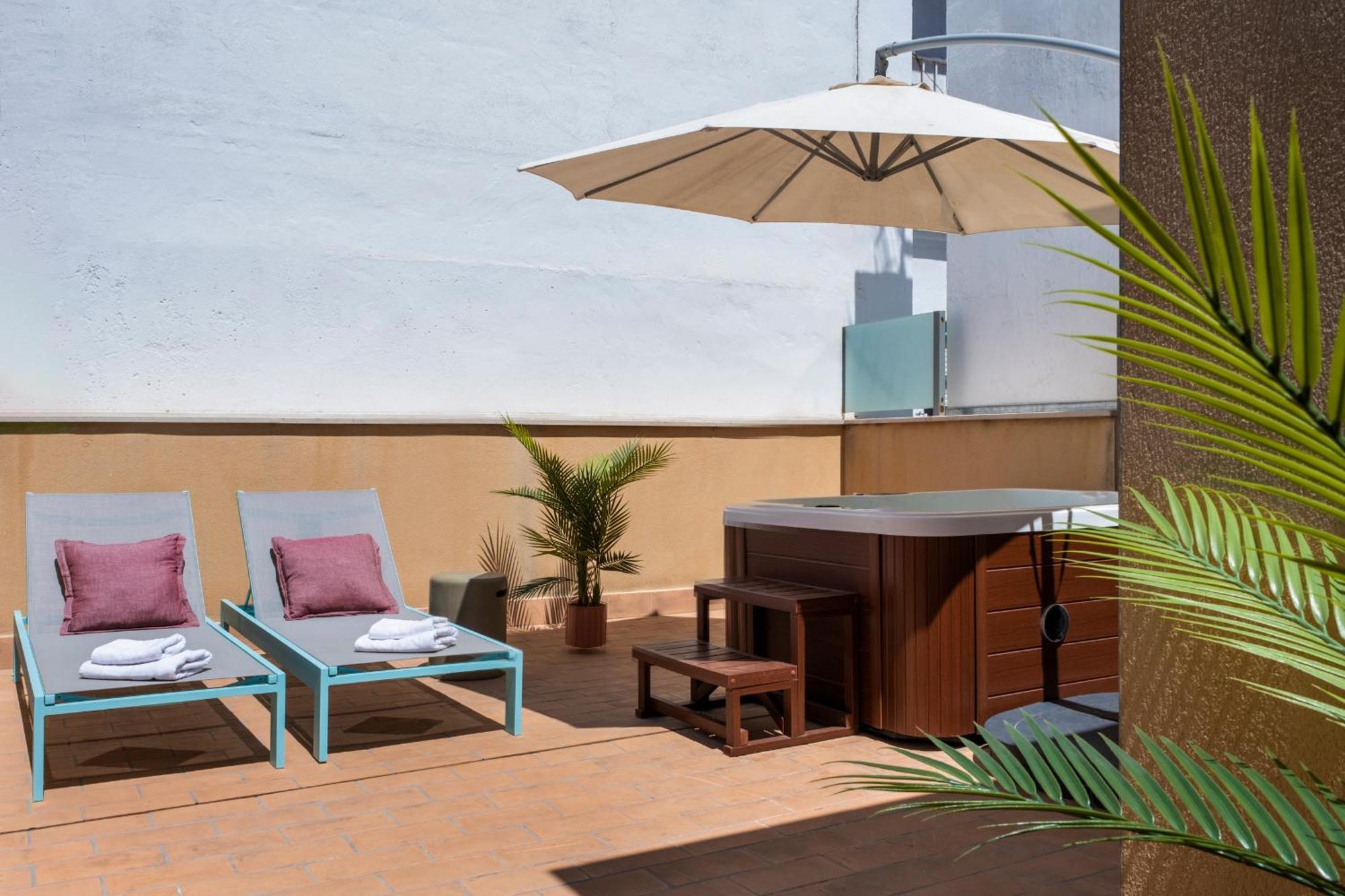 Suites Maestranza - Herreria By Magno Apartments Seville Luaran gambar